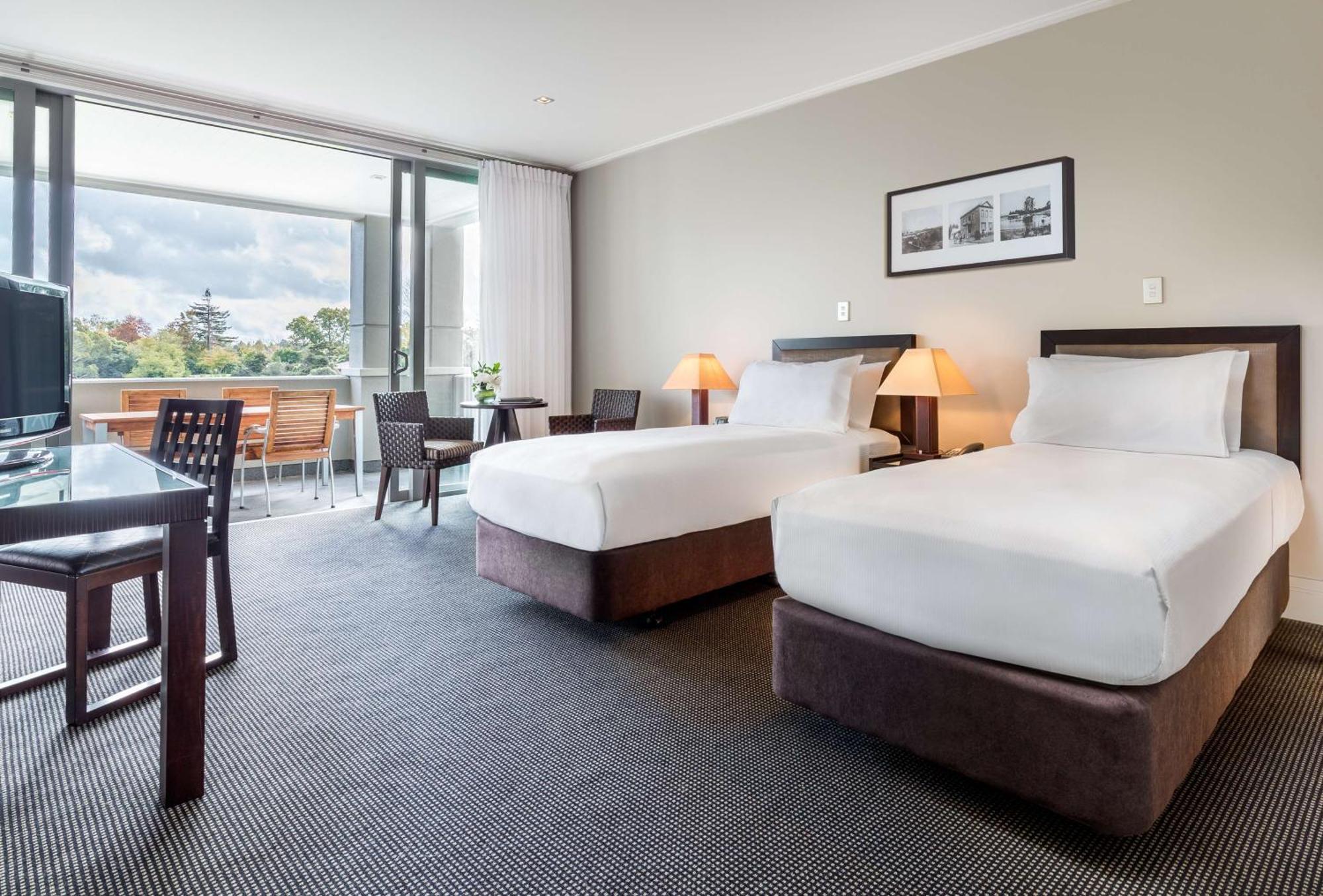 Hilton Lake Таупо Экстерьер фото