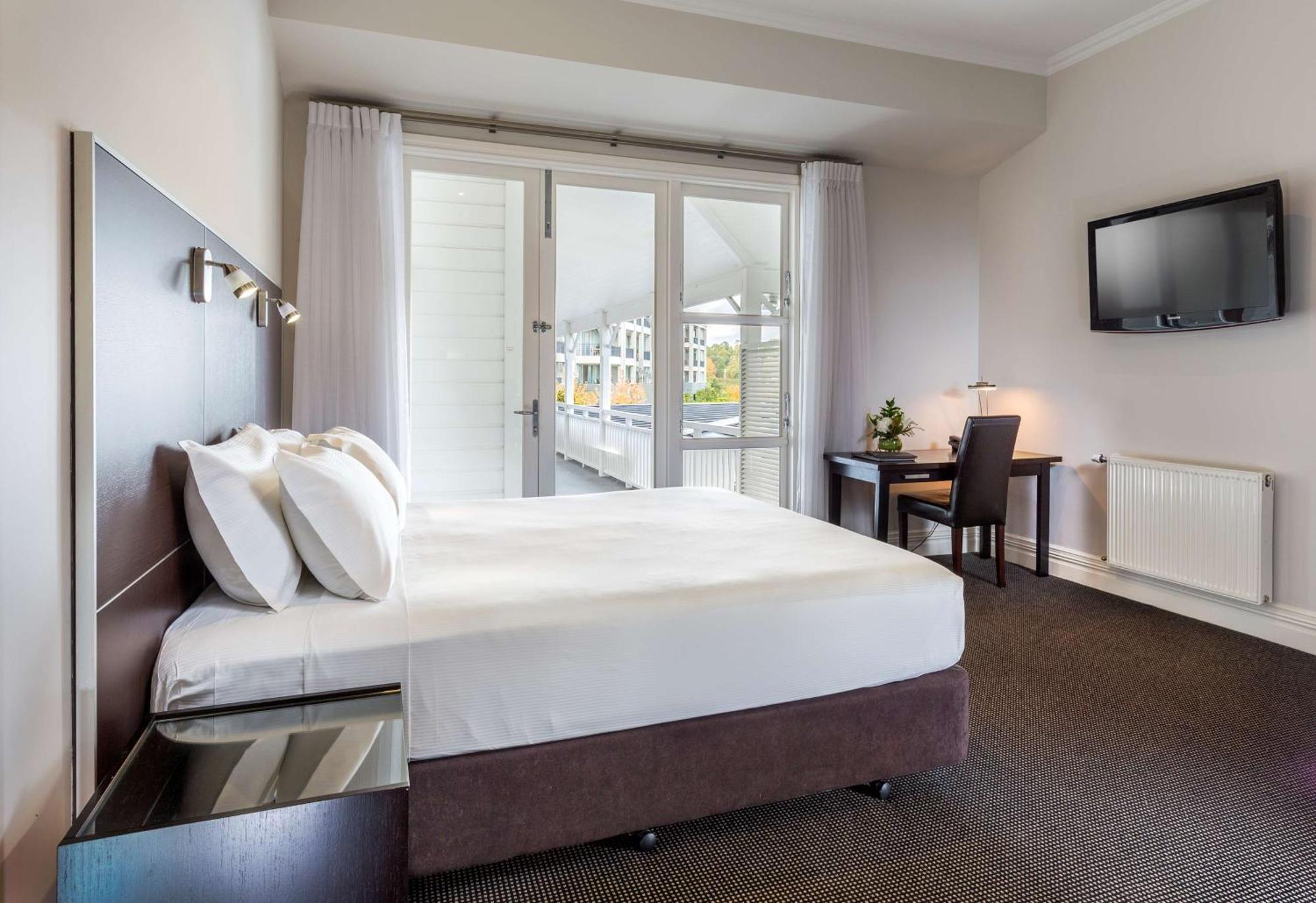 Hilton Lake Таупо Экстерьер фото