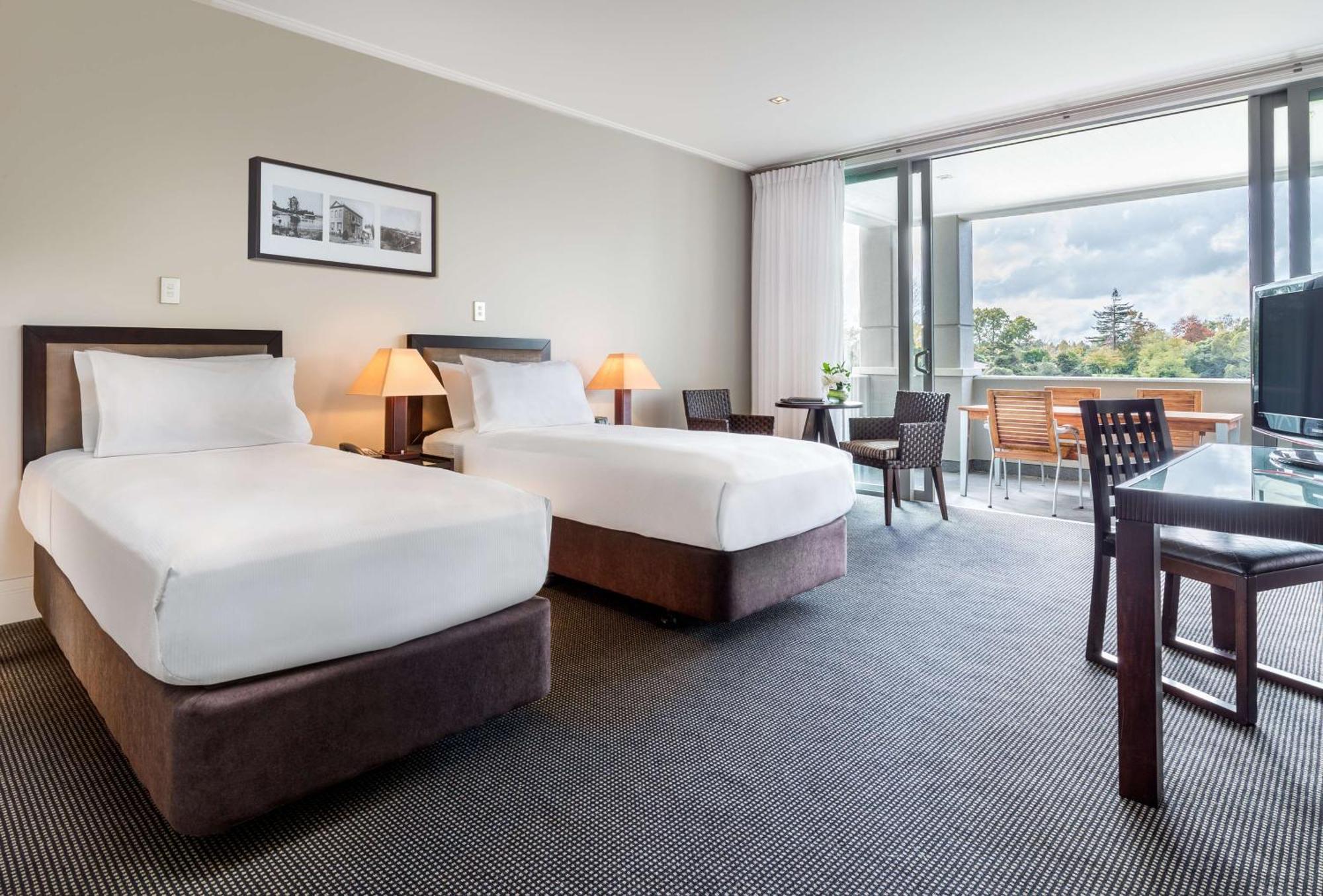 Hilton Lake Таупо Экстерьер фото