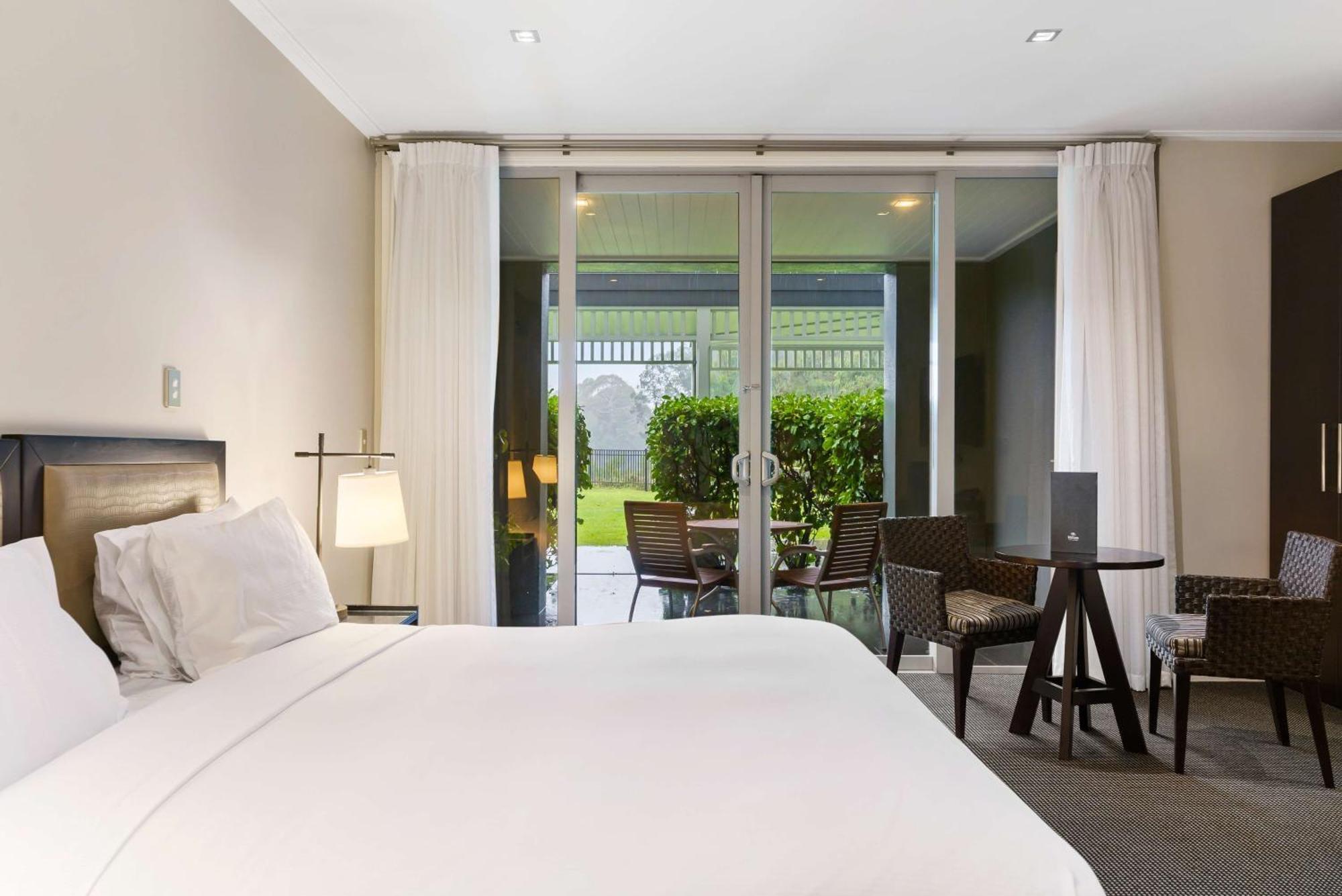 Hilton Lake Таупо Экстерьер фото