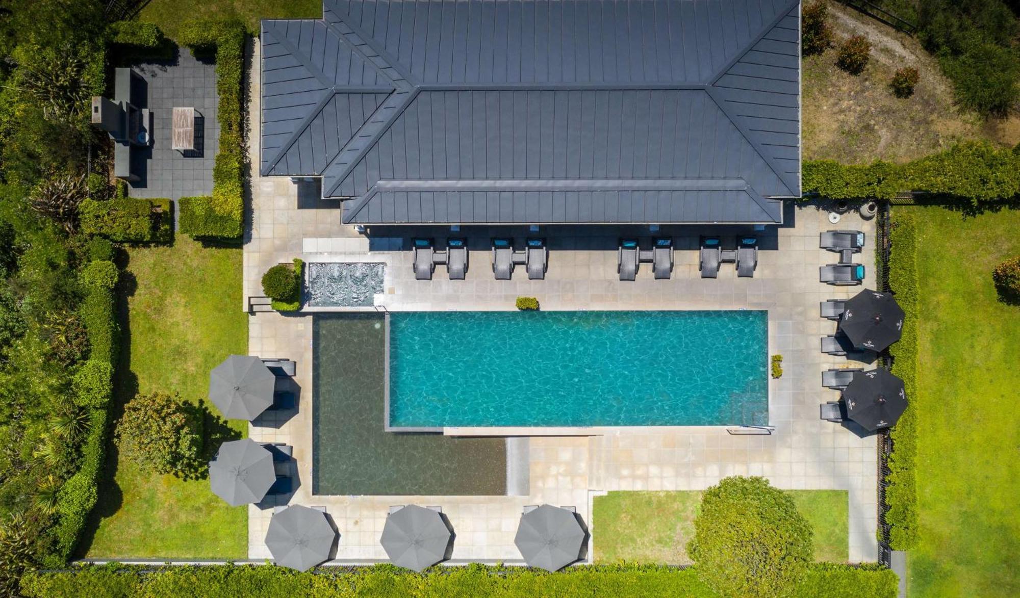 Hilton Lake Таупо Экстерьер фото